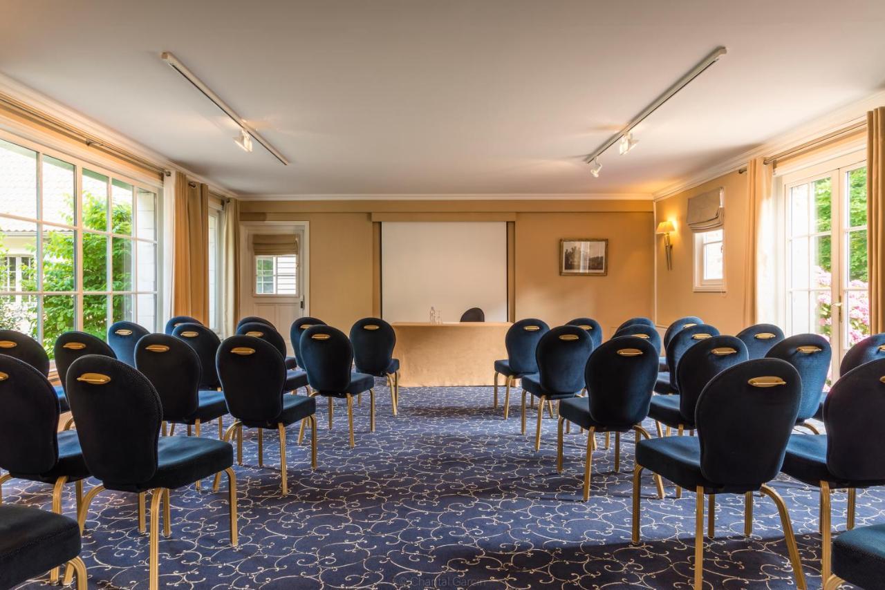 Chateau Clery Hotel